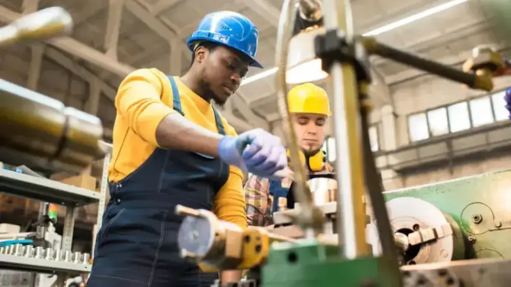 Pequenos negócios representam 97% das novas empresas em maio